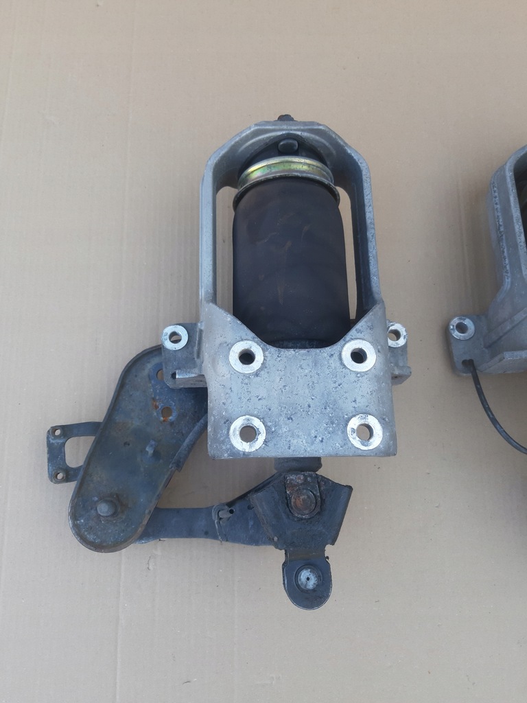 фото №6, Scania r p амортизатор кабіни задня подушка 1343131