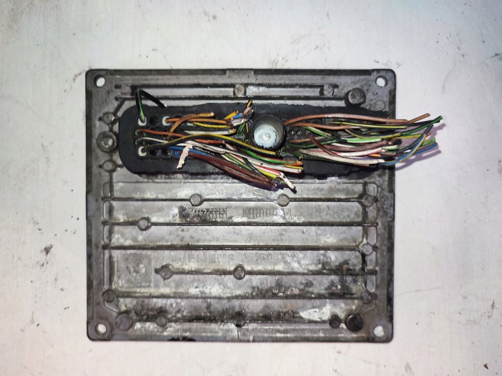 фото №1, Ford бортовой компьютер s120977015f 4s61-12a650-sd