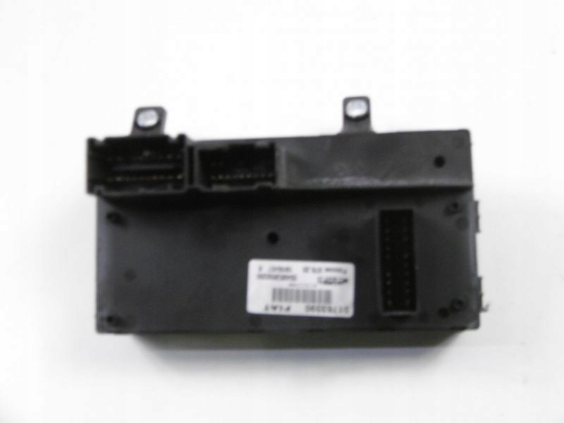 фото №8, Fiat linea коробка предохранителей 51763390