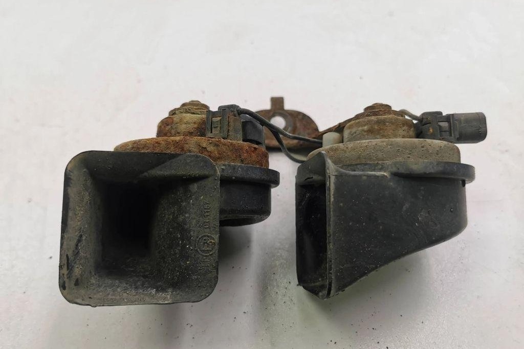 фото №8, Клаксон chrysler voyager iv rg, rs ch2143 2.8l дизель 110kw 2007