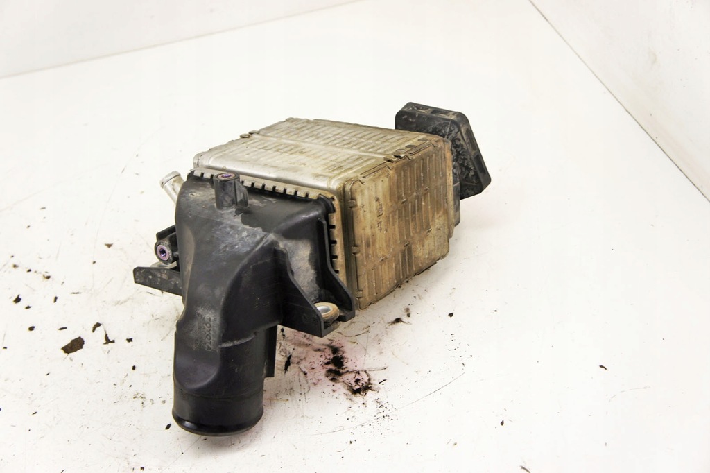 фото №5, Lw332 lexus is is200t iii 2.0i інтеркулер