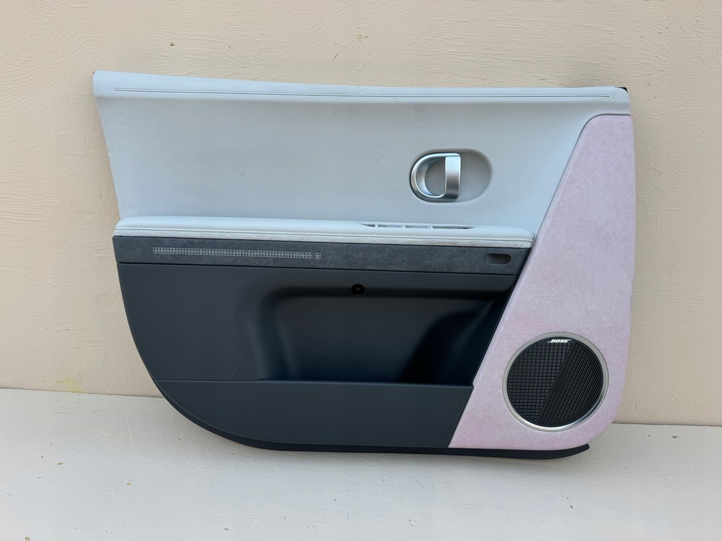 фото №1, Hyundai ioniq v 5 22r- оббивка обшивка двері лівий перед