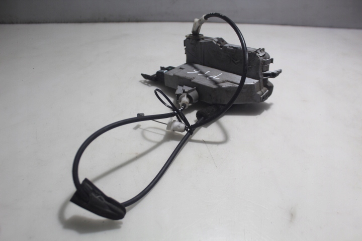 фото №3, Замок правый задняя дверь peugeot 308 i