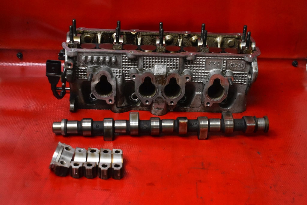 фото №12, Головка двигателя 037103373ad vw new beetle 2.0 8v 116 km 98-05