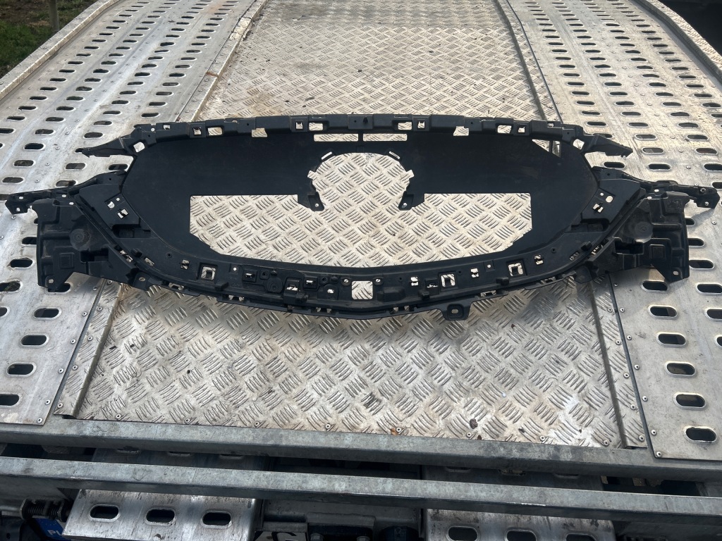 фото №1, Mazda cx-5 ii усилитель решетка решётка камера kb8b-50712