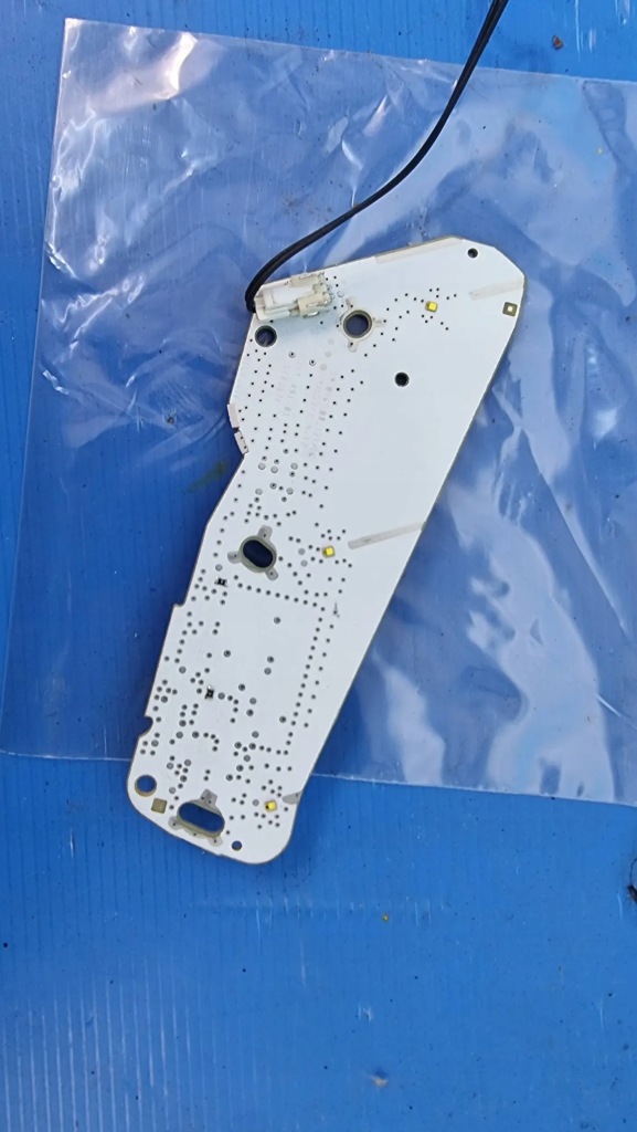 фото №2, Пластина led левая противотуманной фары seat ateca 5f0941701d