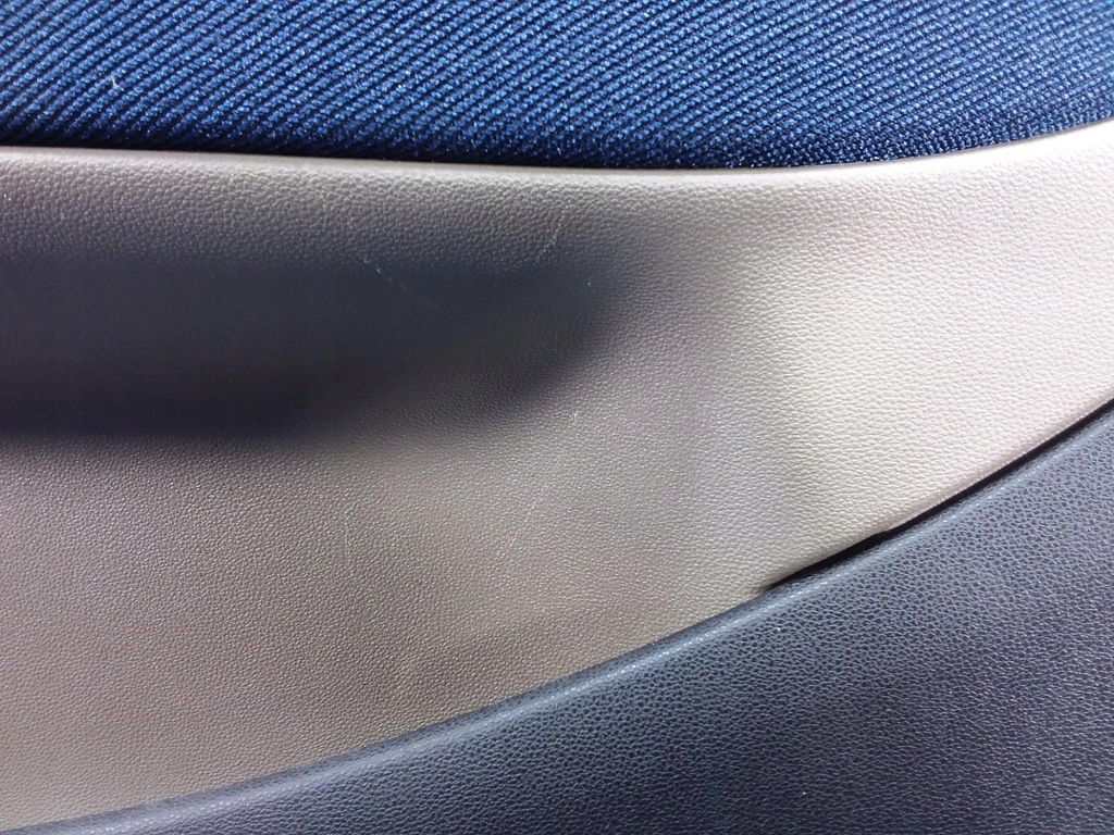 фото №4, Fiat grande punto 5d оббивка двері перед права