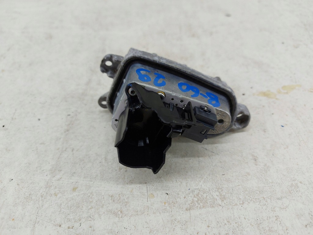 фото №6, Renault kadjar левый модуль led лампы передней drl