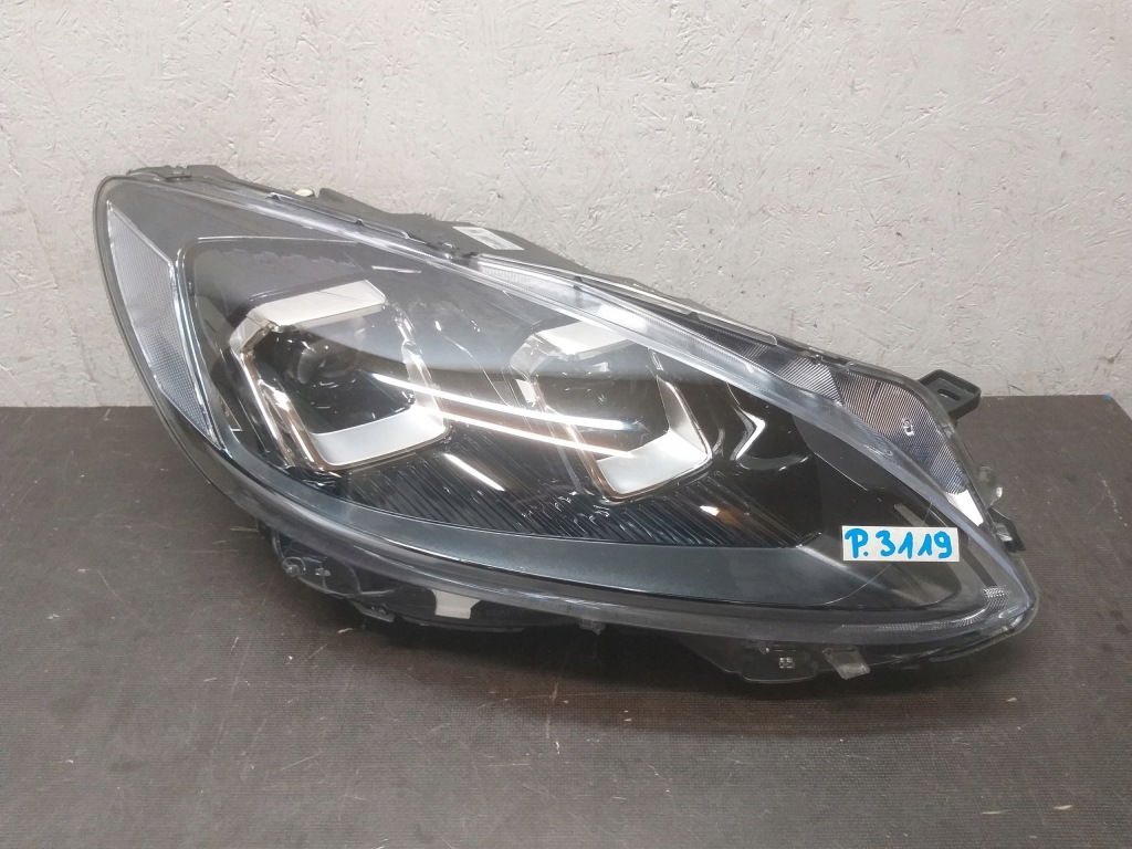 Купить Фара перед правый  ford kuga mk3 full led lv4b-13e016-ah