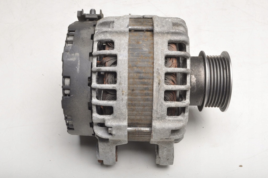 фото №6, Volvo xc60 i 2.0 t5 245km генератор 31489212 2013/10 - 2017/02