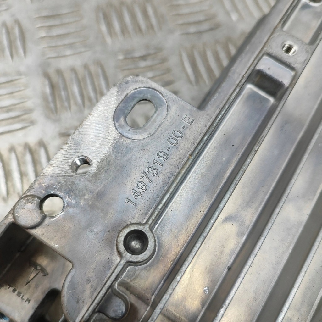 фото №9, Tesla model y 2023 блок керування / модуль комфорту