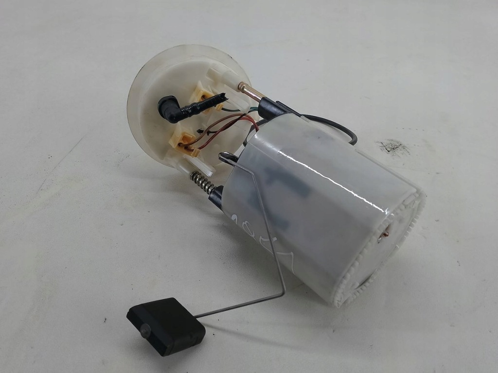 Насос пального bmw e90 02310603 2.0 16v 318i Недорого