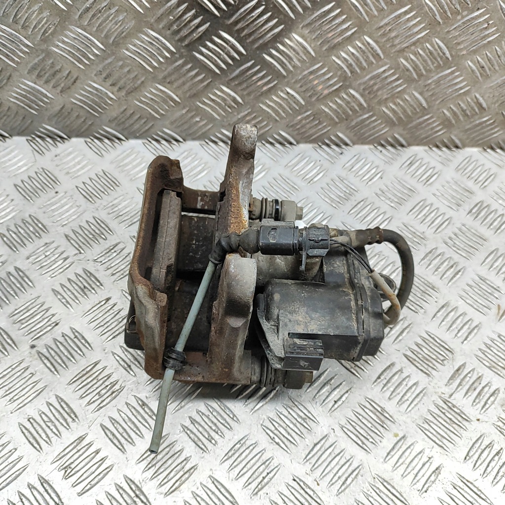 фото №6, Audi e-tron 2019 правая сторона задний суппорт тормозной