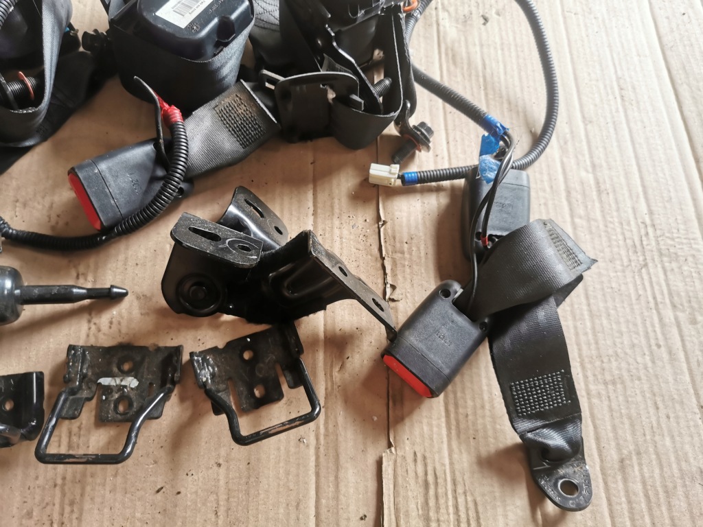 фото №4, Kia optima iii sedan isofix петли ремни набор