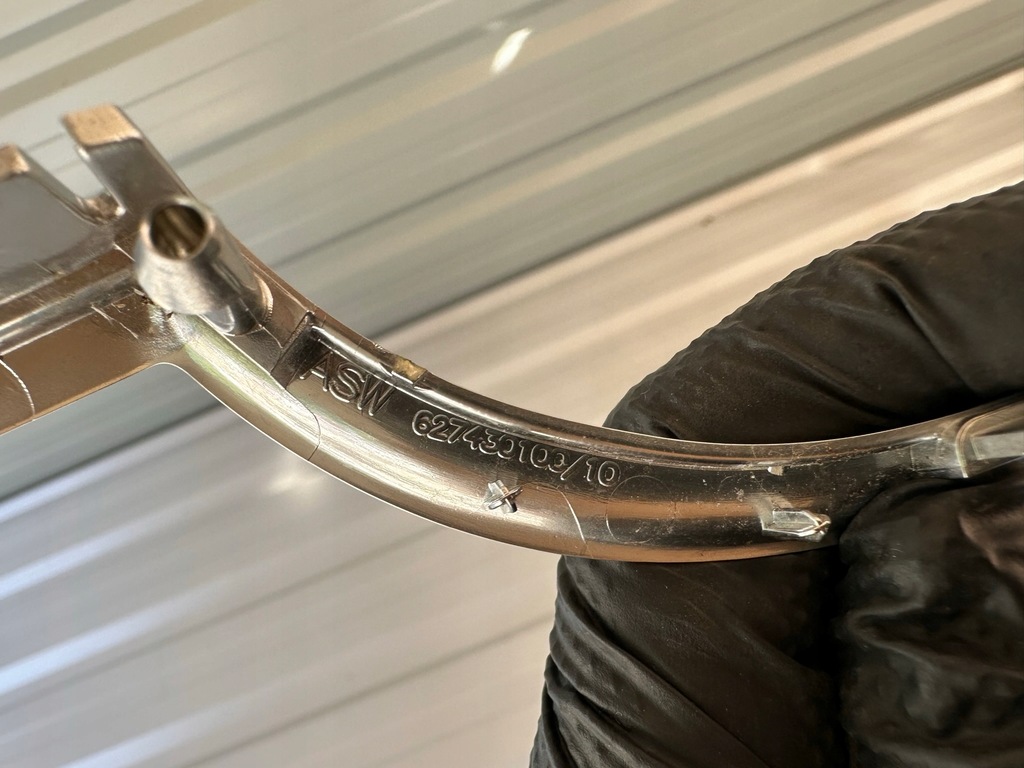 фото №11, Volvo s60 v60 s90 v90 xc60 xc90 рамка руля