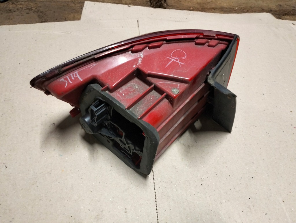 фото №6, Лампа задняя правая vw jetta vi sedan