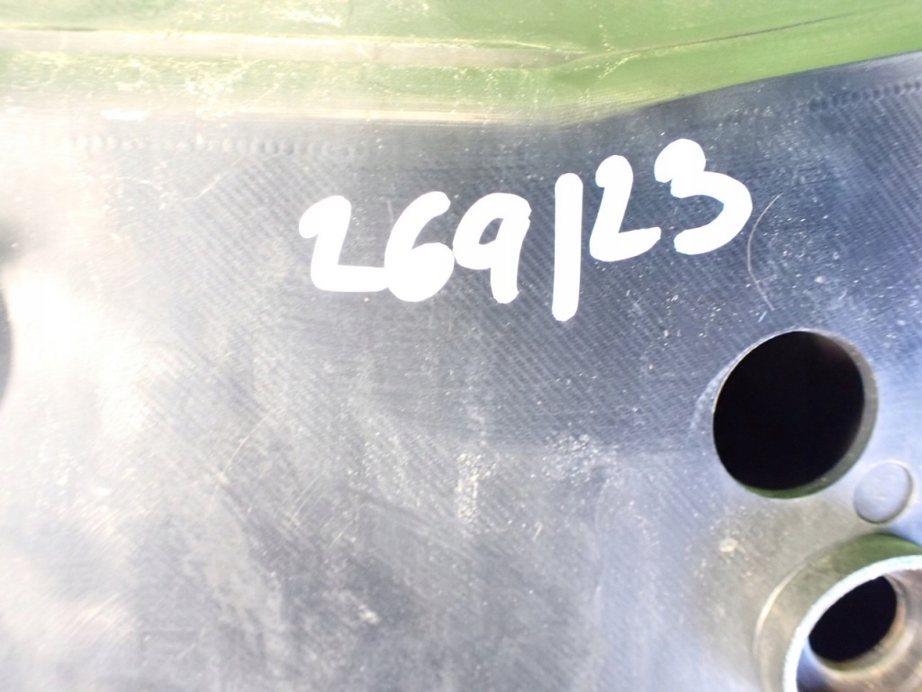 фото №8, Накладка volvo v40 i lift kombi 02r