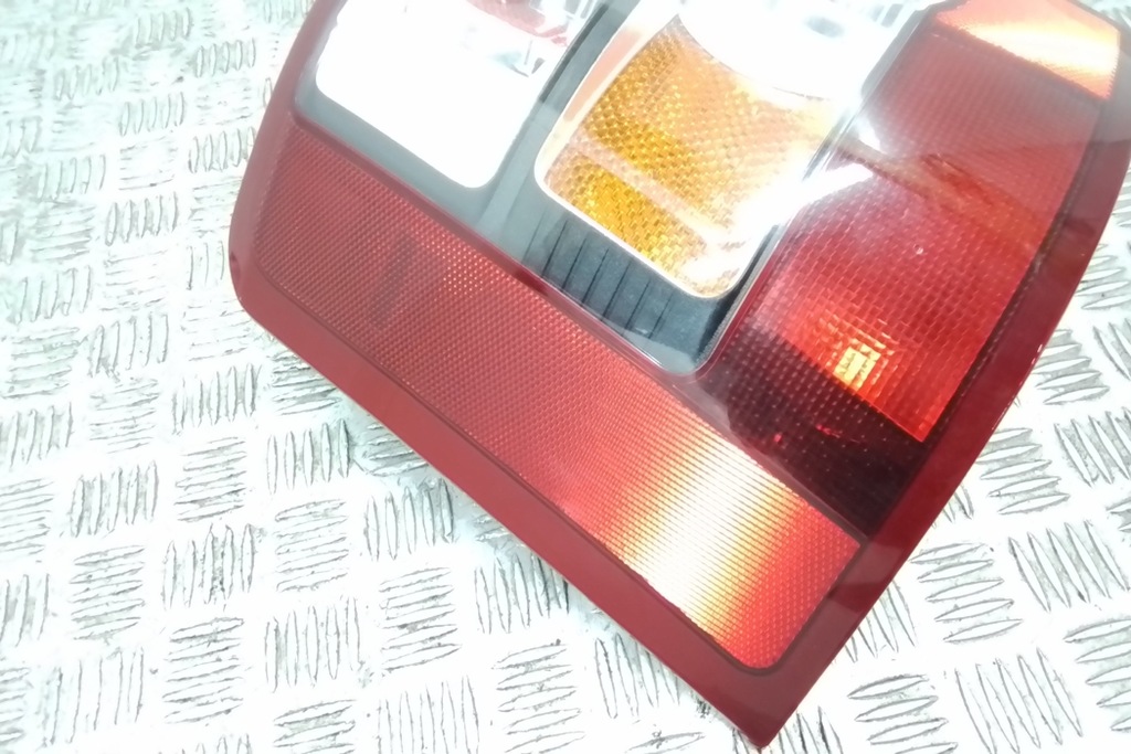 фото №12, Лампа ліва задня land rover range rover sport l320 xfb500390 2.7l дизель