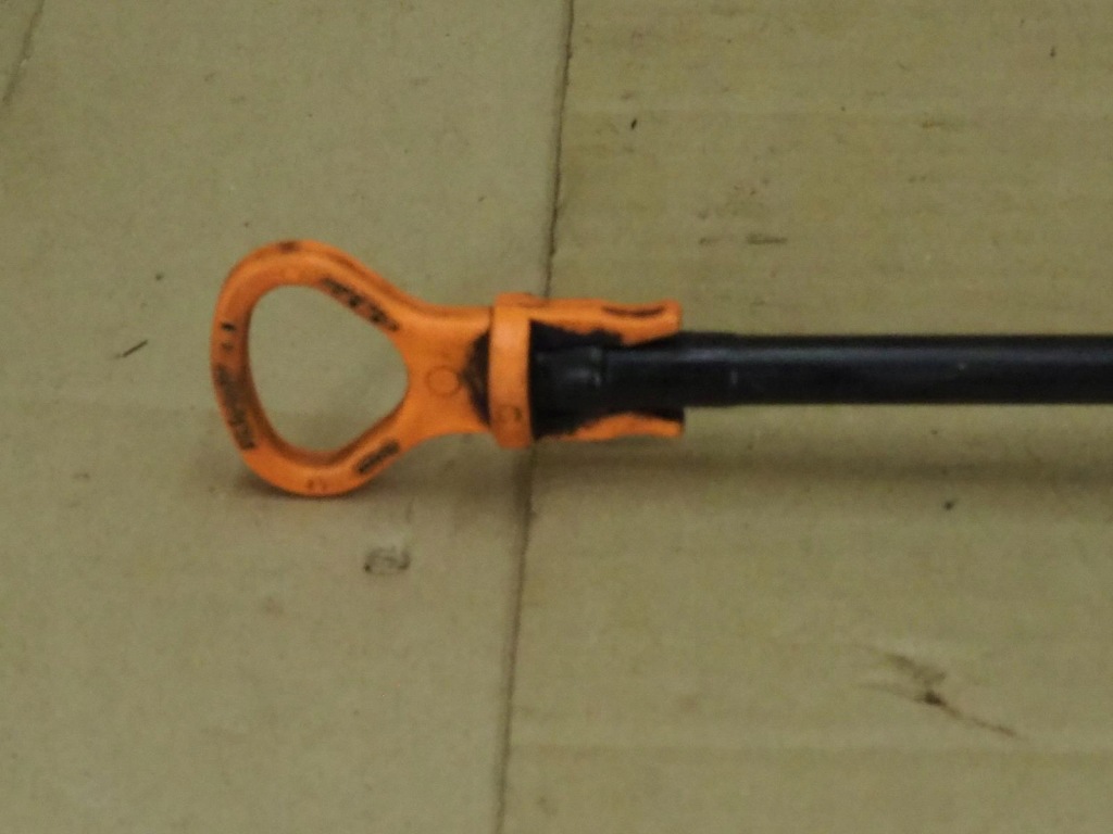 фото №8, Щуп измеритель уровня масла vw transporter iv t4 2.5 tdi 028115611j