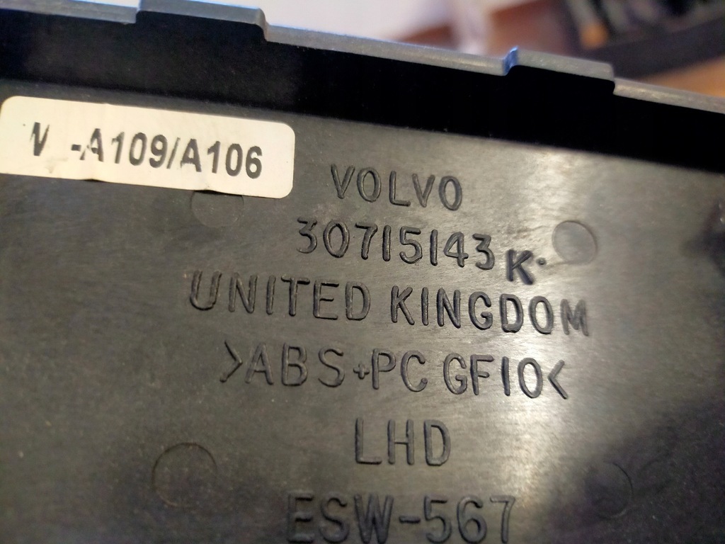 фото №5, Volvo v70 s80 ii молдинг консоль 30715143