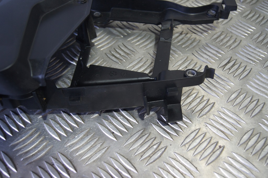 фото №6, Корпус розподільного валу renault nissan 1.5 dci 135639858r