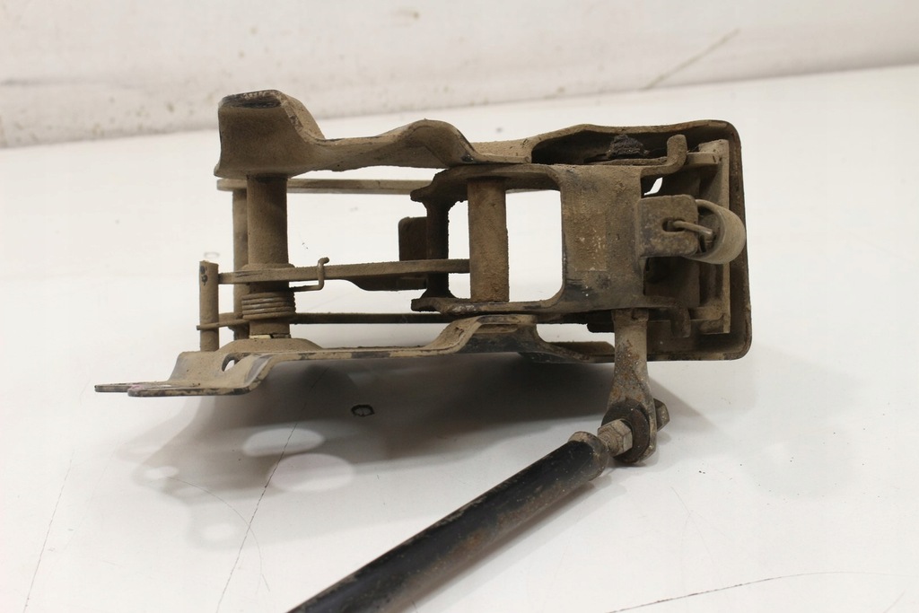 фото №8, Замок засувка кабіни nissan cabstar 02r. комплект