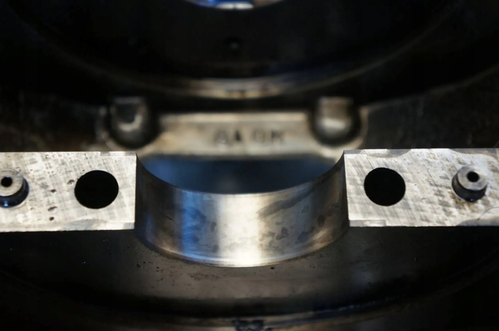 фото №9, Основание вала коленчатого блок двигателя citroen berlingo i lift 1.6 hdi 9hw