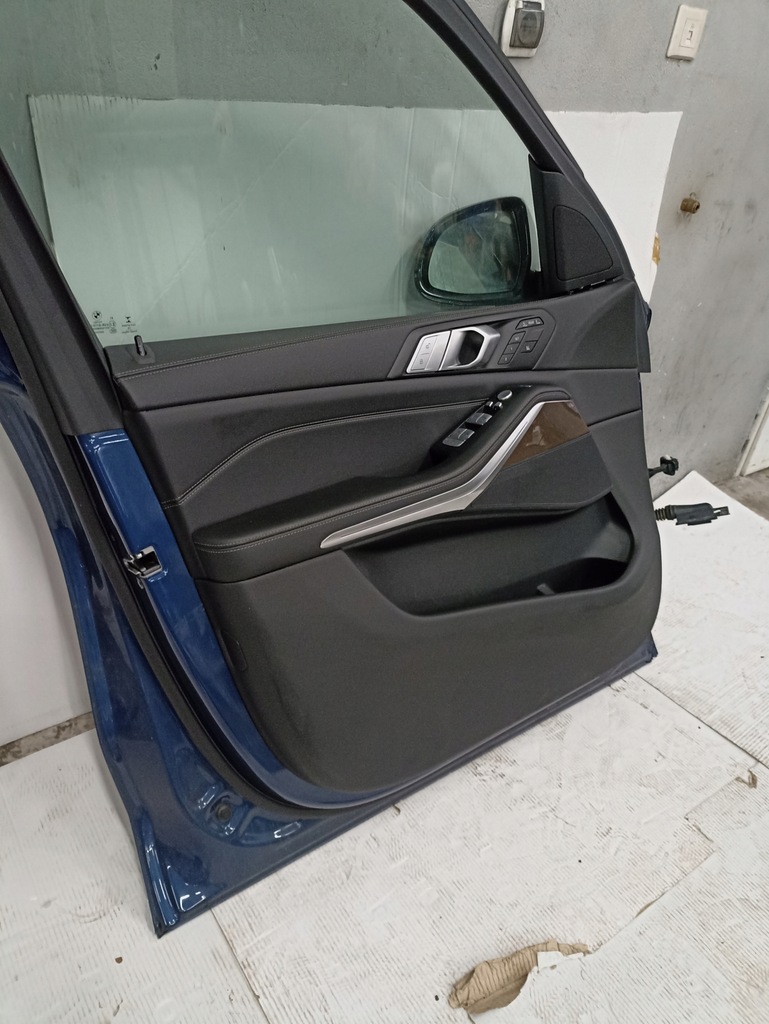 фото №7, Обшивка дверь перед левый правый bmw x7 g07