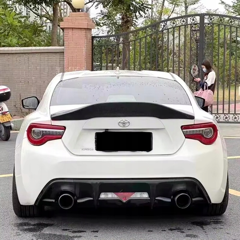 фото №5, Спойлер спойлер ducktail toyota gt86 чёрный блеск