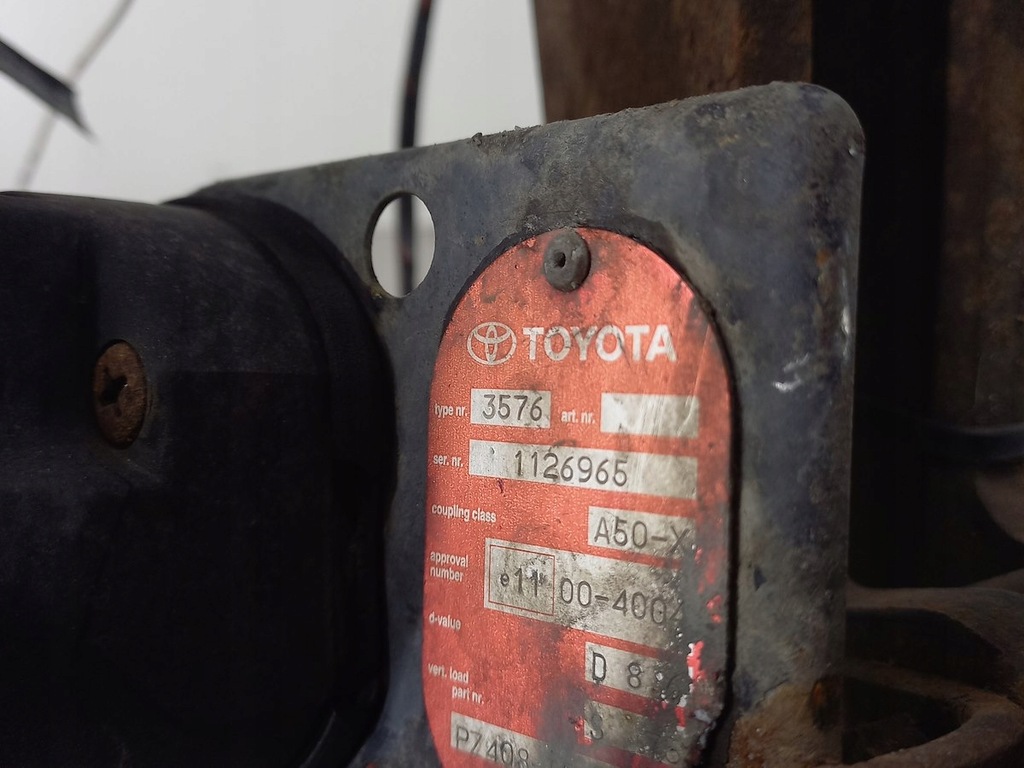 фото №7, Hak буксирувальний toyota avensis ii t25 kombi