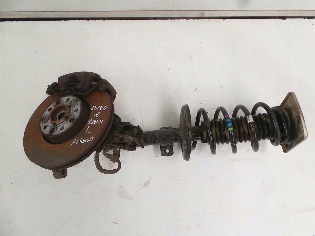 фото №1, Peugeot expert iii 2018 поворотный кулак перед автоматическая коробка передач