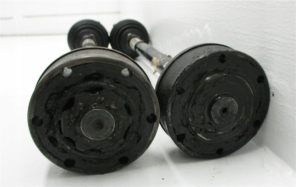 фото №8, Приводной вал правый задняя audi rs3 a3 8v 2.5 tfsi 8p0501204