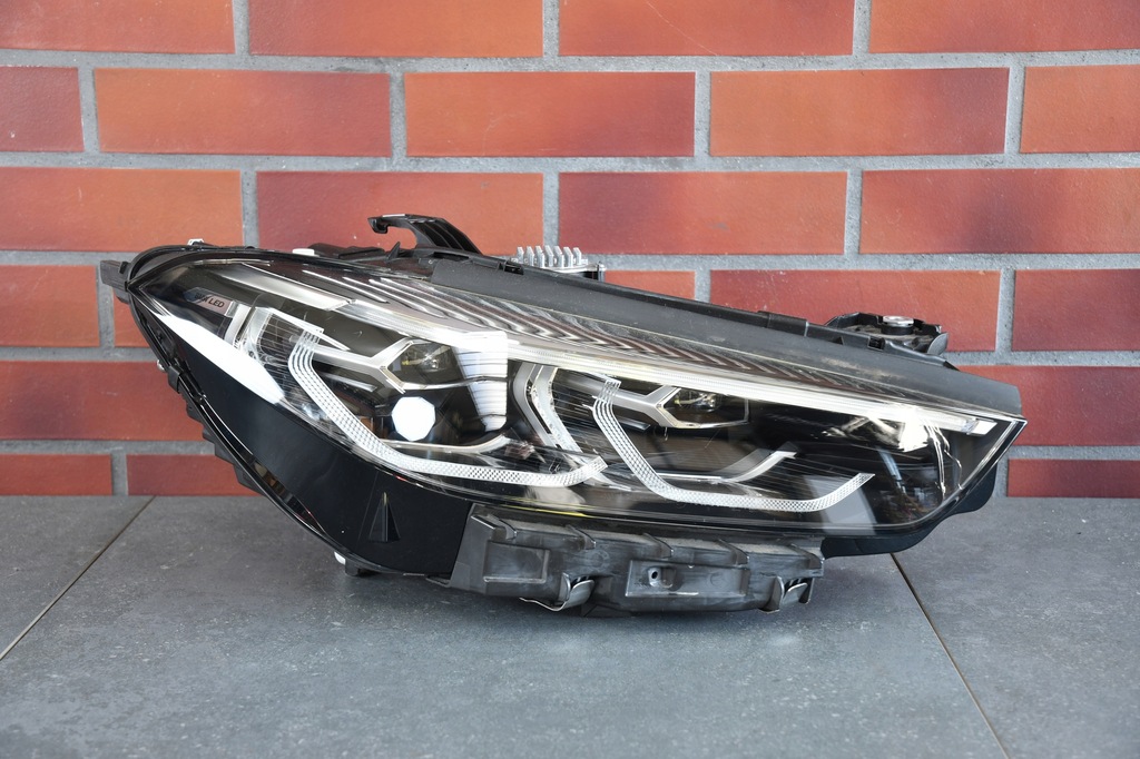 фото №1, Лампа правая комплектная bmw 8 g14 g15 g16 m8 f91 f92 f93 led rhd