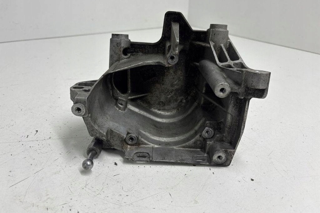 фото №9, Кронштейн фільтра пального peugeot 308 ii 9804498180 2.0l дизель 2015