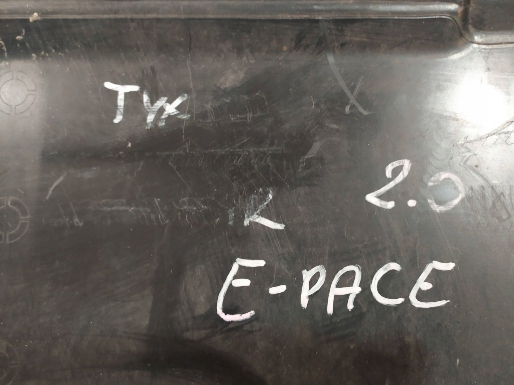 фото №8, Накладка спойлер бампер dół задня задня jaguar e-pace j9c3-17a958-a