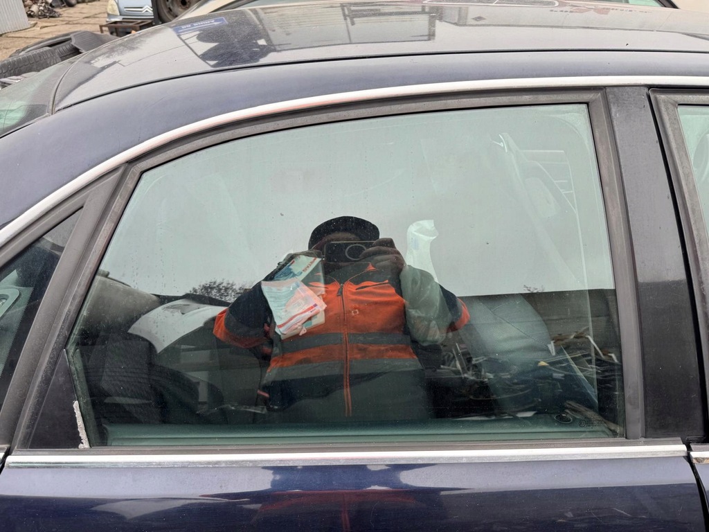 фото №1, Стекло дверь задняя правая audi a4 b5 sedan