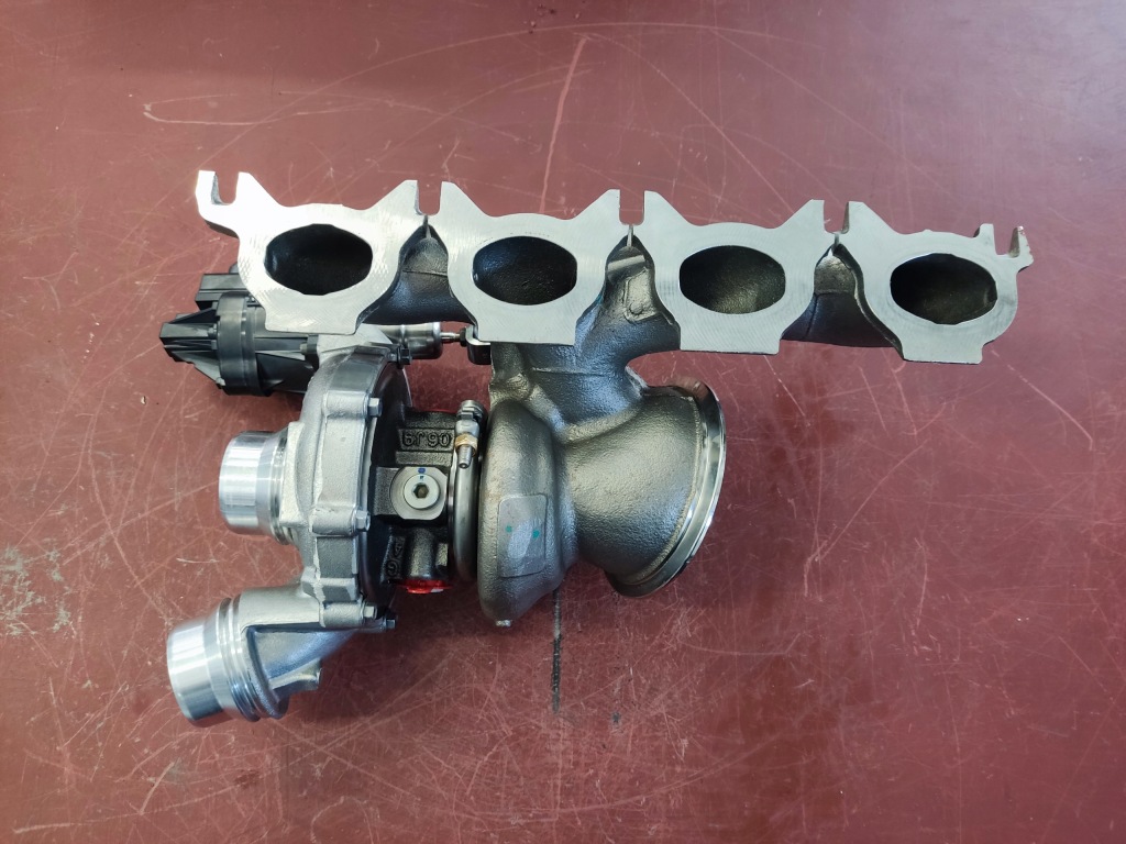Турбонагнітач турбіна bmw g11 g20 g30 8631904 nowa Недорого