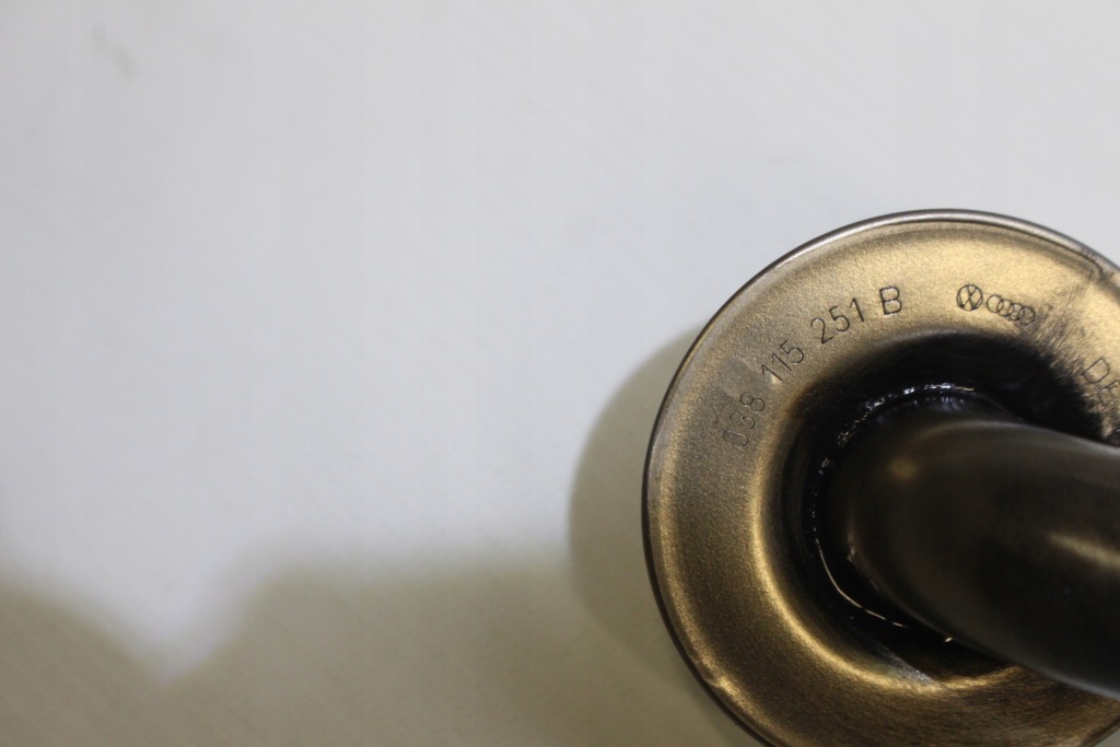 Купить Насос масла volkswagen golf v