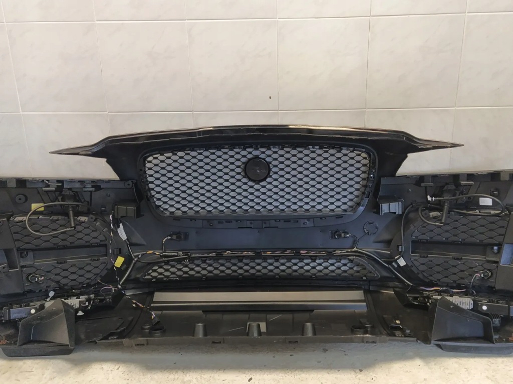 Jaguar f-pace x761 бампер перед решётка радиатора значок 4pdc противотуманные фары омыватель решётки Доставка