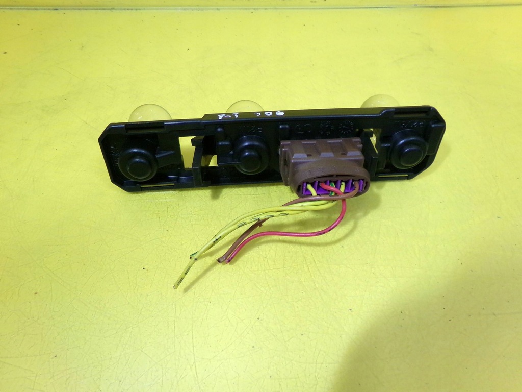 фото №6, Вкладыш лампы задний левый задняя peugeot 306 kombi nr322