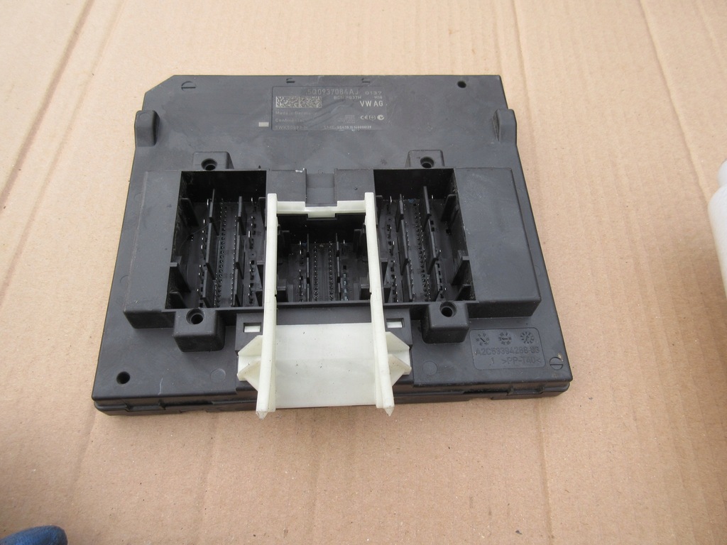 фото №1, Модуль блок управления блок управления бортовой сетью seat leon iii 5q0937084aj
