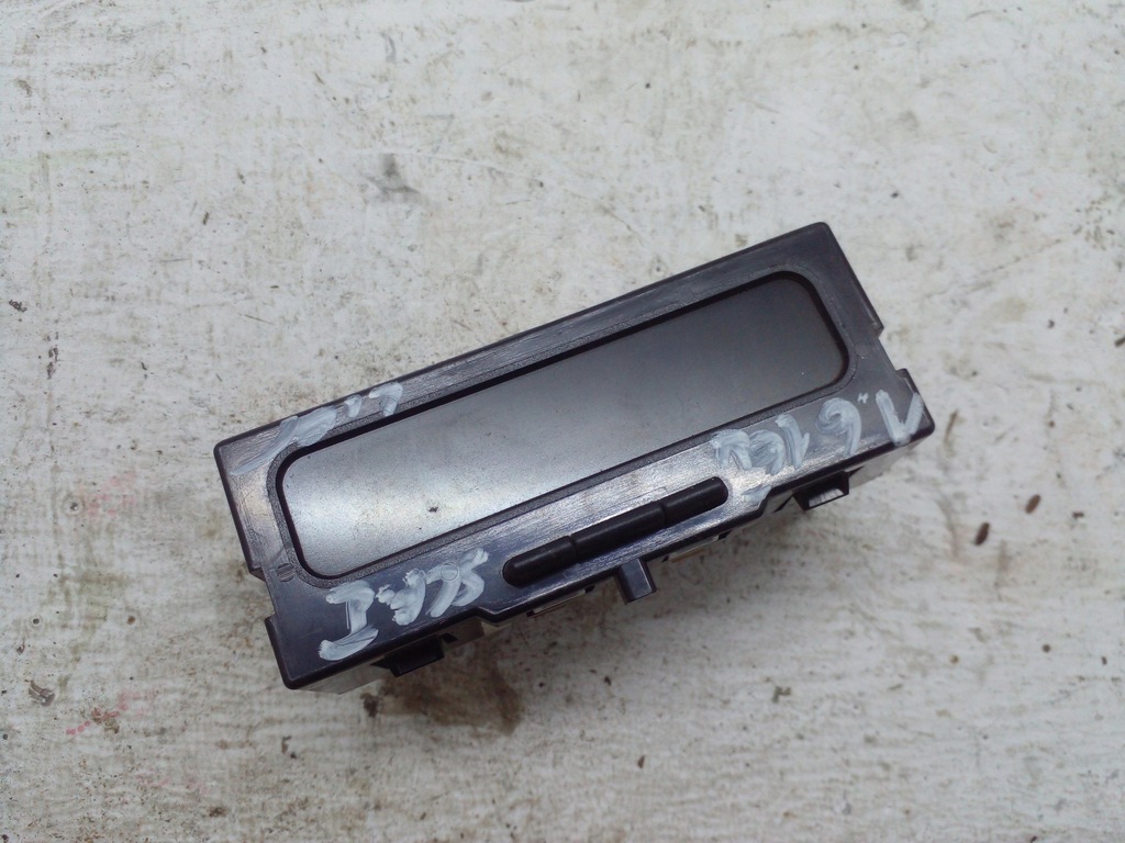 фото №1, Дисплей екран renault scenic i p8200028364a