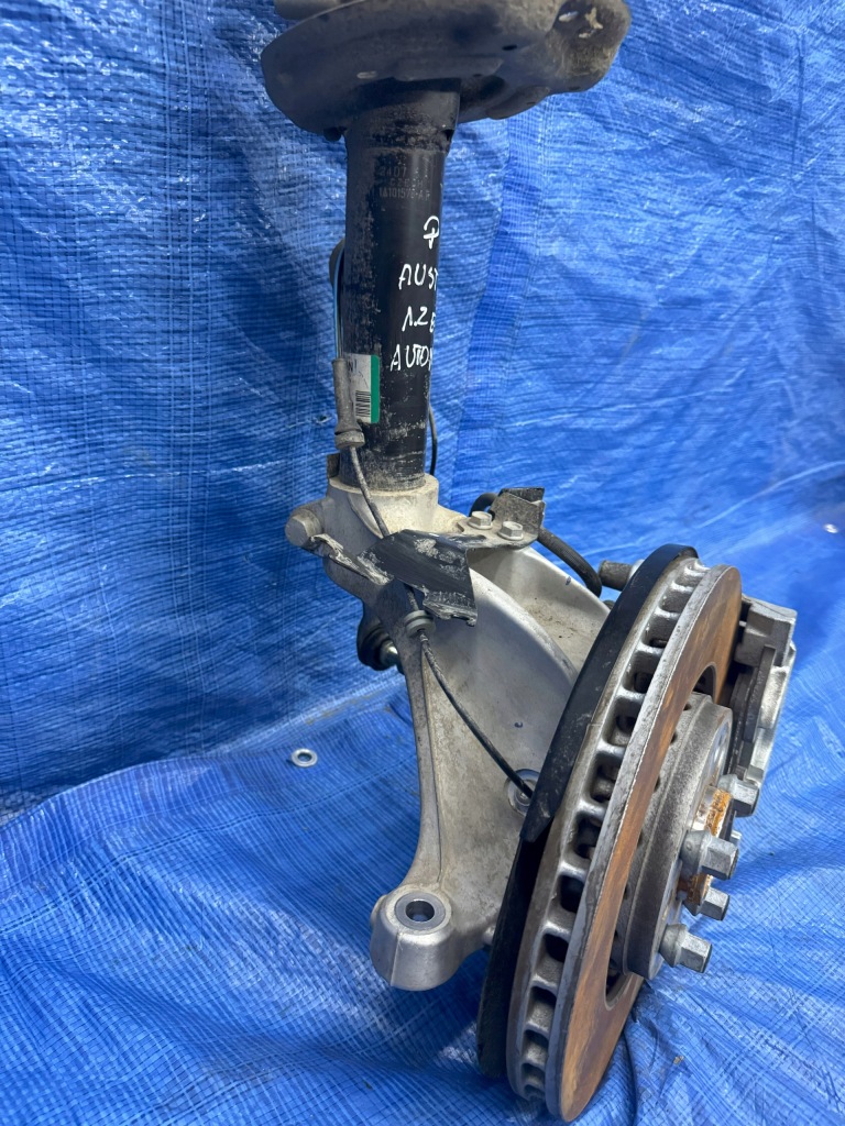 Амортизаторна стійка правий renault austral 1.2 e-tech 543026765r автоматична коробка передач Доставка