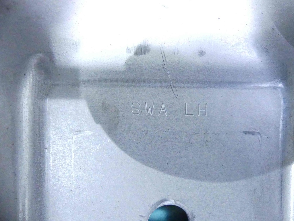 фото №12, Каркас панели консоли honda cr-v iii 09-12 europa