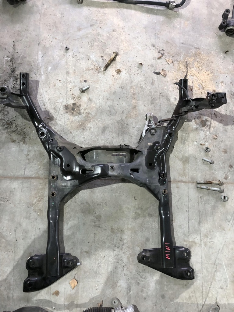 фото №1, Mini countryman r60 2.0d подрамник подрамник 9807743021