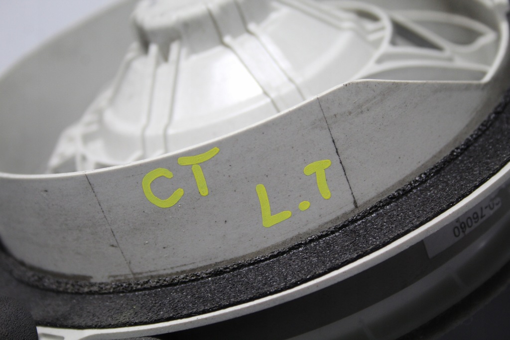 фото №2, Динамик дверь левый задняя lexus ct200h