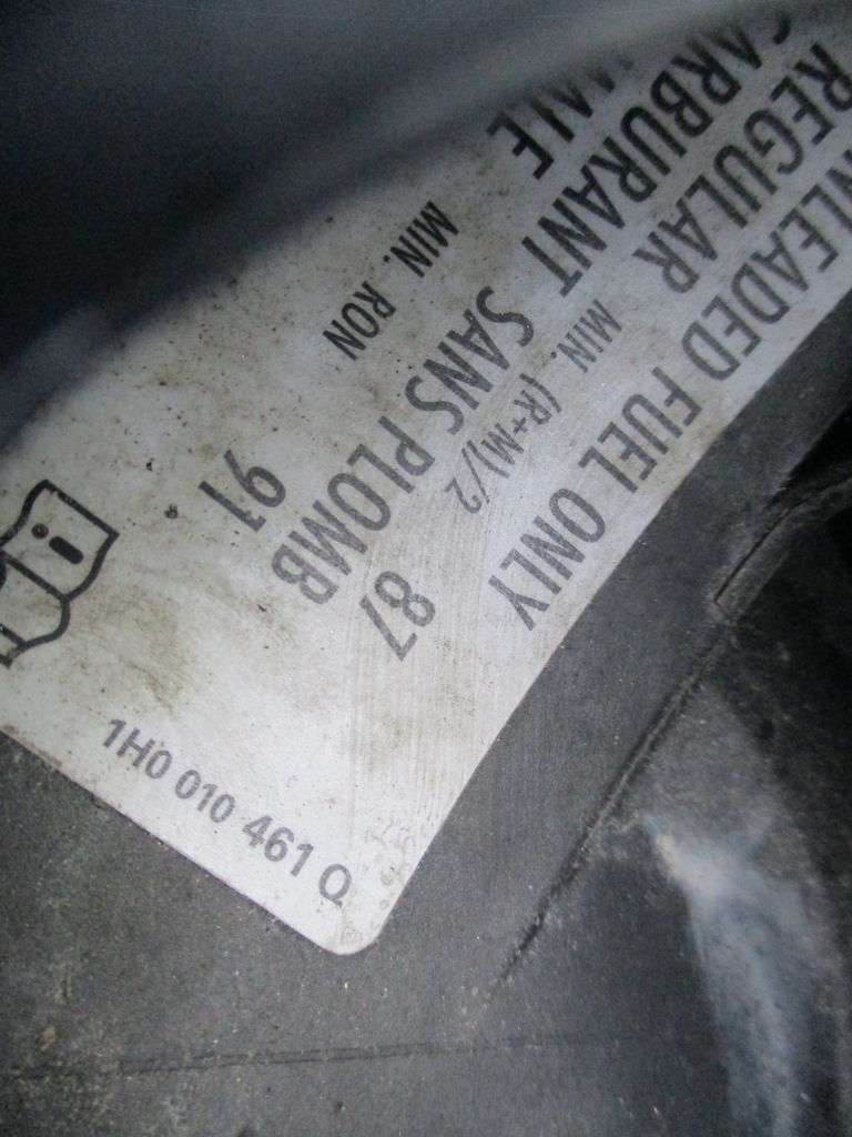 фото №6, Крышка багажника заливной топлива vw golf vii 1h0010461q