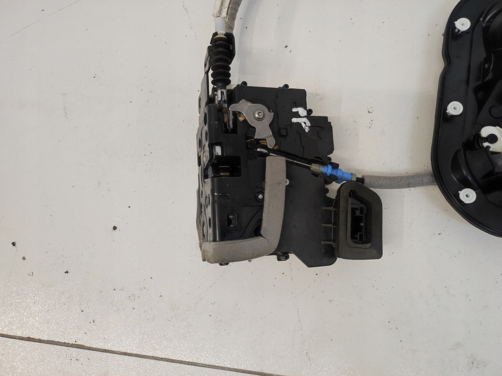 фото №3, Замок двері доводчик правий перед audi rs6 c8