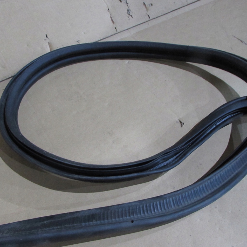 фото №2, Прокладка багажника renault zoe