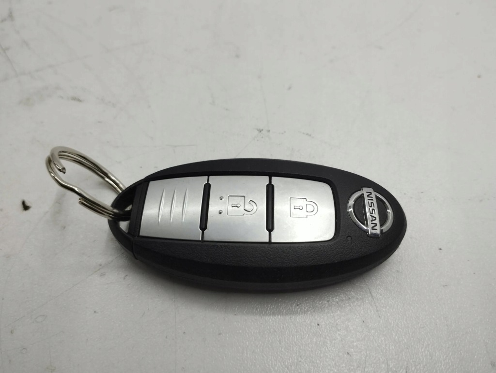 Купити Nissan juke 2 f16 ключ або карта 2020